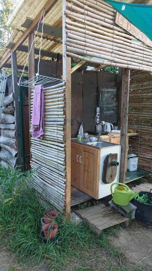 Tente en permaculture pirate Creysse  Exterior foto